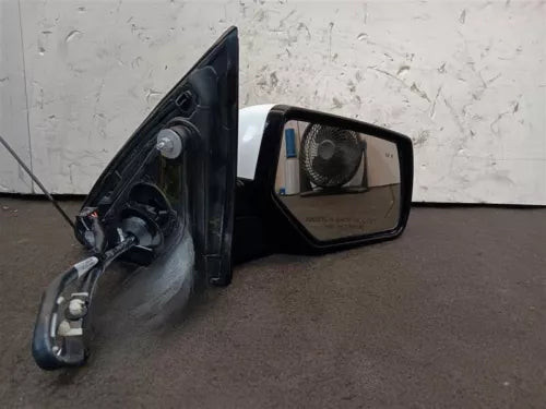 2020 GMC Sierra 3500 Passenger Front Right Side View Door Mirror Assembly Oem used OEM door mirror