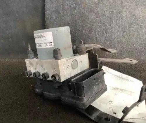 2009-2011 Hyundai Accent Kia Rio ABS Anti-Lock Brake Pump Assembly OEM used OEM ABS pump and module