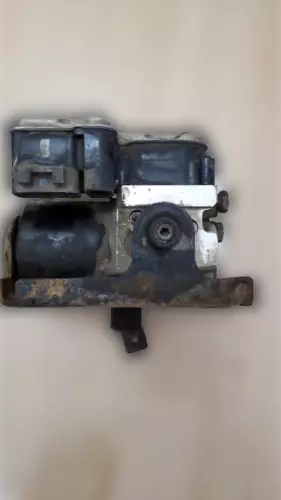 2003-2006 Chevy Tahoe Sierra Silverado Escalade Yukon ABS Anti-Lock Brake Pump used OEM ABS pump and module