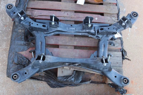 2022-2023 SUBARU WRX AWD 2.4L REAR SUSPENSION CROSSMEMBER SUBFRAME OEM used OEM rear subframe and crossmember