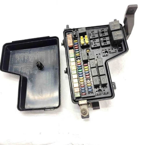 2002-2005 Dodge Ram 1500 Fuse Box Engine OEM used OEM engine assembly