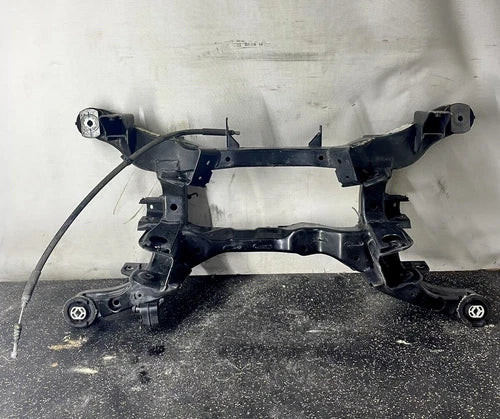 2013 - 2019 CADILLAC XTS REAR CROSSMEMBER SUBFRAME CRADLE SUPPORT OEM used OEM subframe bracket and support