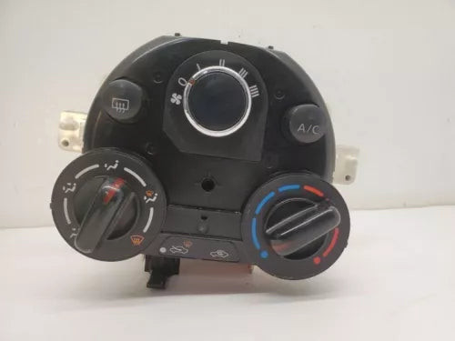2015-2019 Nissan Versa A/C Heater Climate Temperature Control OEM used OEM A/C climate control module