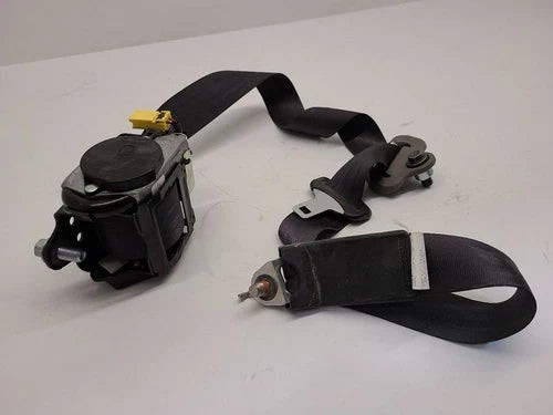 2009-2015 Honda Pilot Front Right Passenger Seat Belt Retractor Assembly Black used OEM seat belt assembly