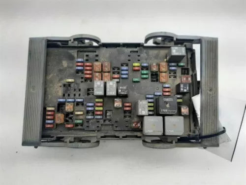 10-13 Chevy Silverado GMC Sierra Denalli 1500 4.8L 5.3L 6.2L Engine Fuse Box OEM used OEM fuse box or power module