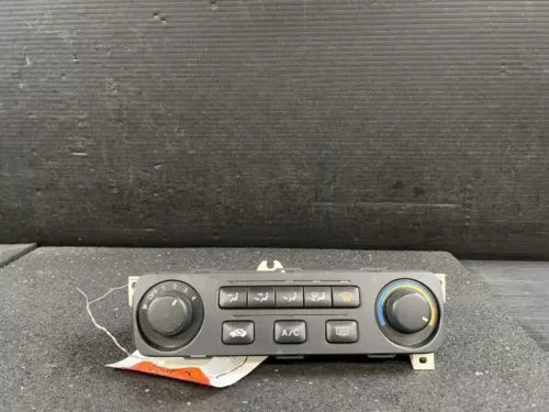 2001 - 2002 Honda Accord Climate Temp Control Unit Heater A/C OEM used OEM A/C climate control module