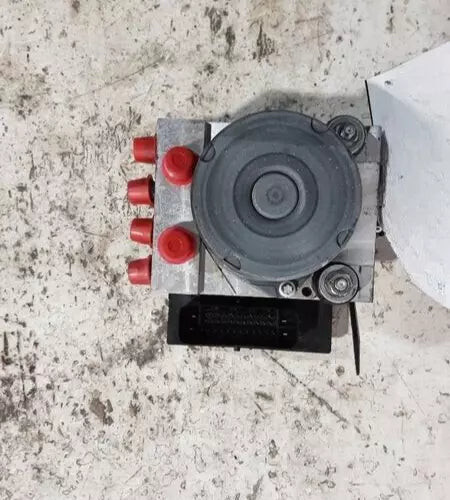 2012 Jeep Liberty ABS Anti-Lock Brake Pump Module Assembly OEM used OEM ABS pump and module