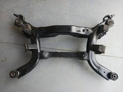 2003-2007 Nissan Murano Rear AWD 12/02 Subframe Crossmember Assembly Oem used OEM rear subframe and crossmember