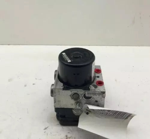 2010-2013 Jeep Compass ABS Anti-Lock Brake Pump Control Module Actuator Assembly used OEM ABS pump and module