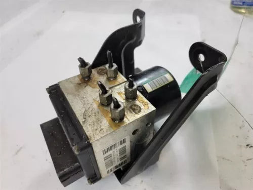 2006 - 2007 Ford F250 F350 Super Duty ABS Anti-Lock Brake Pump ID 6C34-2C286-AB used OEM ABS pump and module