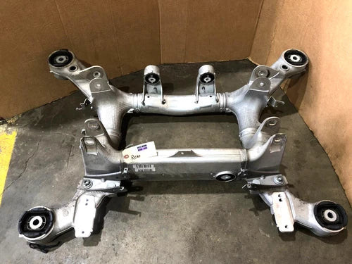 2012-2018 BMW 650i F12 CONVERTIBLE REAR CROSSMEMBER SUBFRAME OEM. used OEM rear subframe and crossmember