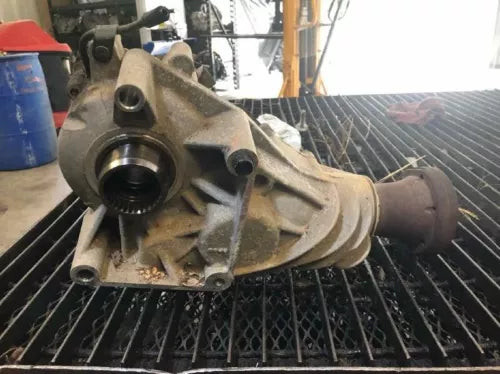 2001-2005 Mazda Tribute Transfer Case Assembly AT OEM used OEM transfer case