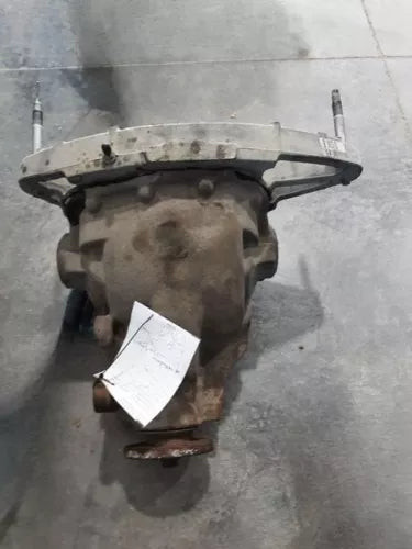 2007-2014 Ford Expedition Rear Axle Differential Carrier 3.73 Ratio OEM used OEM differential carrier