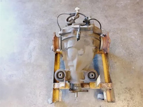 2008 INFINITI G37 Rear Axle Differential Carrier 3.692 Ratio Non-Locking RWD OEM used OEM differential carrier