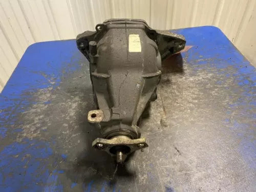 2008-2012 Mercedes C-Class C300 Rear Axle Differential 3.07 Ratio Carrier OEM used OEM differential carrier