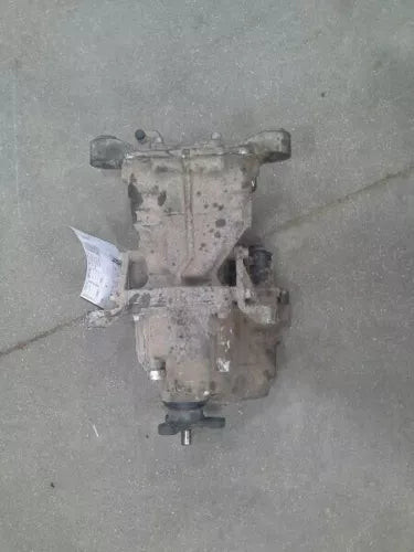 2016-2018 Kia Sorento Rear Axle Differential Carrier AWD OEM used OEM differential carrier