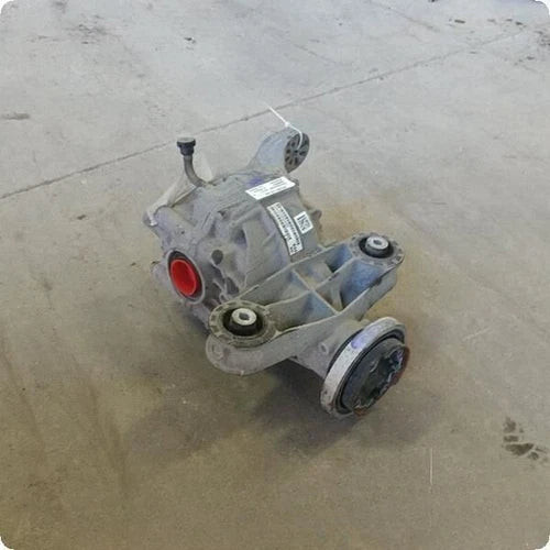 2015-2020 Dodge Charger Challenger RWD Rear Differential Carrier 2.62 Ratio OEM used OEM rear differential carrier