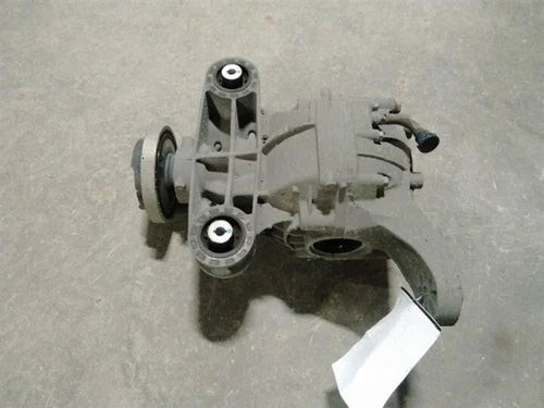 2015-2022 Chrysler 300 Rear Differential Carrier Assembly AWD 3.07 Ratio OEM Used used OEM rear differential carrier