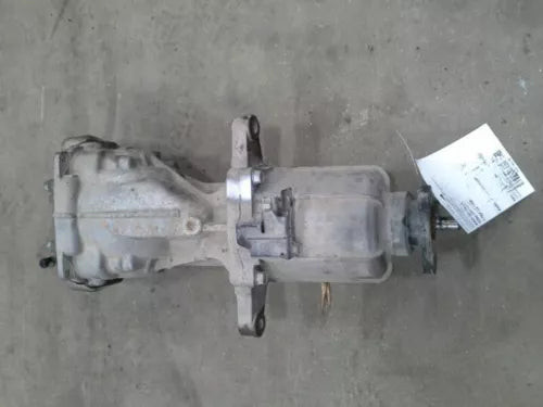 2011-2013 KIA Sorento Rear Axle Differential Carrier AWD OEM used OEM differential carrier