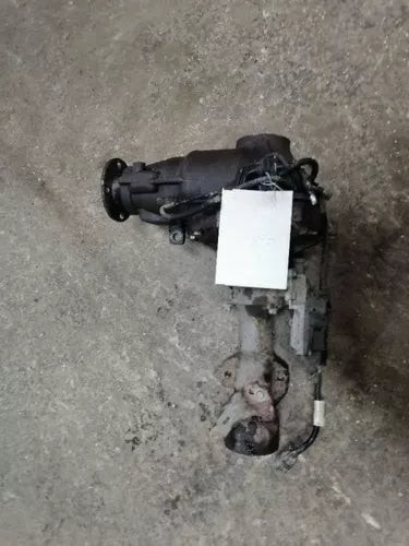 2007-2014 Toyota FJ Cruiser Front Axle Differential Carrier 3.73 Ratio AT OEM used OEM differential carrier