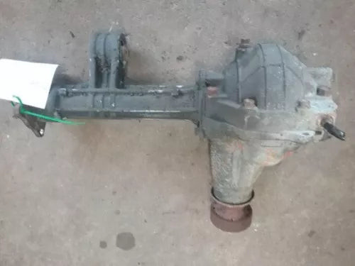 2006-2008 Suzuki Vitara Front Differential Carrier Assembly (Grand), AT OEM Used used OEM front differential carrier