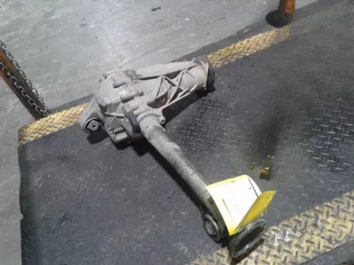 2003-2006 Porsche Cayenne Front Axle Differential Carrier OEM used OEM differential carrier