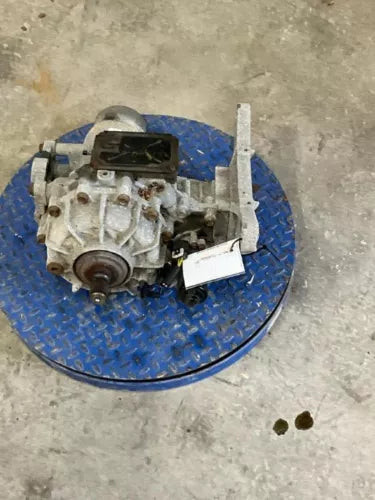 2014-2018 Jeep Cherokee Rear Differential Carrier Assembly Single Speed OEM Used used OEM rear differential carrier