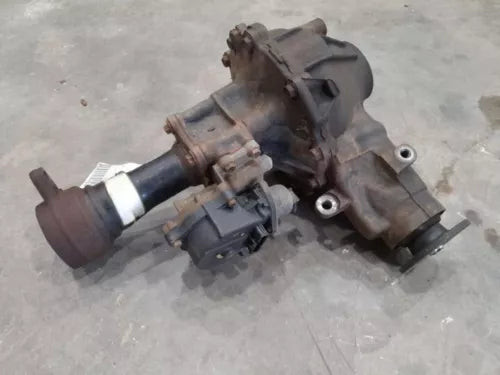 2000-2006 Toyota Tundra Front Axle Differential Carrier 3.91 Ratio OEM used OEM differential carrier