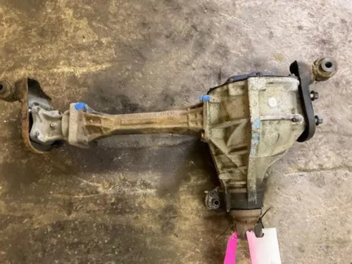 2006-2010 Hummer H3 Front Axle Differential Carrier Assembly 4.56 Ratio OEM Used used OEM differential carrier