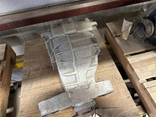 2010 Chevrolet Camaro 3.6L Rear Axle Differential Carrier Assembly AT OEM Used used OEM differential carrier