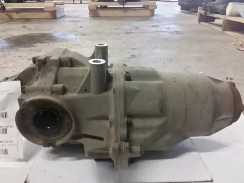 2006-2011 Honda Element Rear Axle Differential Carrier Assembly OEM, AWD (2.4L) Used used OEM differential carrier