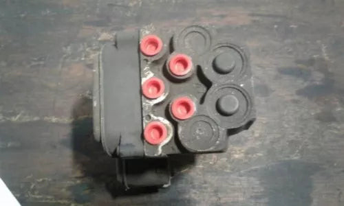 2001-2002 Chevy Silverado Sierra 2500 ABS Anti-Lock Brake Pump Assembly 2500HD used OEM ABS pump and module