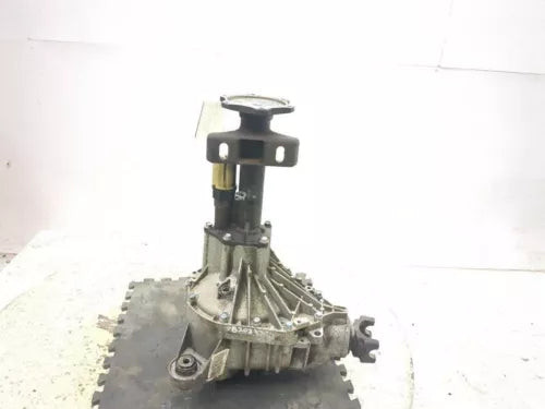 2007-2013 Chevrolet Silverado 1500 Front Axle Differential Carrier Assembly 3.73 OEM Used used OEM differential carrier