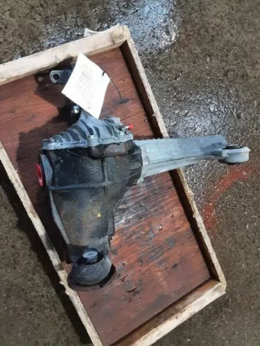 2006-2010 Jeep Commander Front Axle Differential Carrier Assembly 3.73 Ratio OEM Used used OEM differential carrier