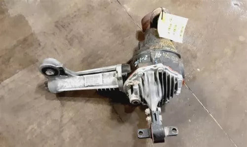 2005-2010 Jeep Grand Cherokee Front Axle Differential Carrier Assembly OEM Used used OEM differential carrier