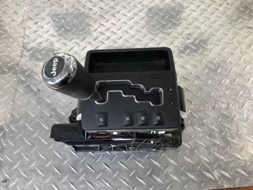 2009-2010 Jeep Grand Cherokee Automatic Trans Floor Gear Shifter Assembly OEM used OEM transmission shifter