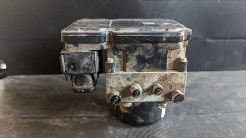 2013 2014 2015 Ford Escape ABS Anti Lock Brake Pump Module Assembly OEM used OEM ABS pump and module