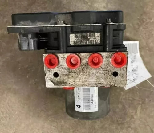 2001-2002 Toyota Sequoia ABS Anti Lock Brake Pump Assembly Skid Control 4x4 used OEM ABS pump and module