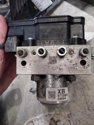 2016-2017 Acura ILX ABS Anti Lock Brake Pump Assembly With Warranty OEM used OEM ABS pump and module