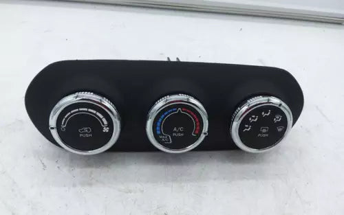 2015-2016 Jeep Renegade Heater AC Temperature Control Unit OEM used OEM A/C climate control module