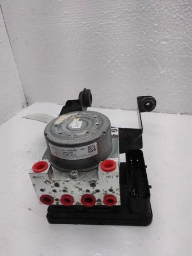 2016-2018 Ford Focus ABS Anti Lock Brake Actuator Pump OEM used OEM ABS pump and module