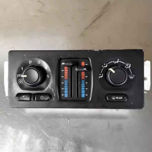2004-2005 GMC Envoy XUV Manual Climate AC Heater Temperature Control OEM used OEM A/C climate control module