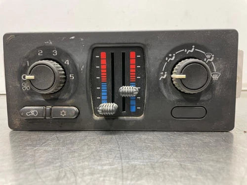 2003-2004 Chevrolet Silverado 1500 Climate AC Heater Control OEM used OEM A/C climate control module