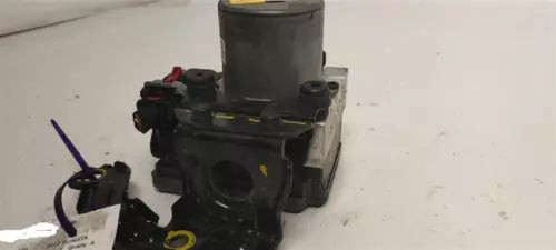2015-2017 Hyundai Sonata ABS Anti Lock Brake Actuator Pump OEM used OEM ABS pump and module