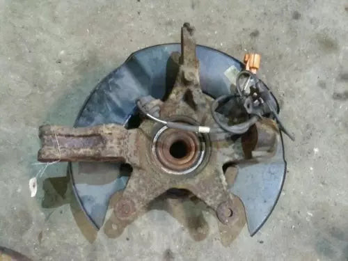 1999-2004 Honda Odyssey Passenger Right Front Spindle Knuckle OEM used OEM steering knuckle
