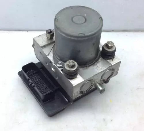 2012 JEEP LIBERTY ABS ANTI-LOCK BRAKE PUMP ASSEMBLY used OEM ABS pump and module