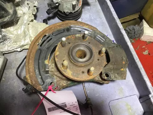 2004-2009 Mitsubishi Galant Driver Left Front Spindle Knuckle OEM used OEM steering knuckle