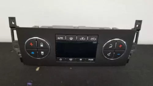 2007 GMC Sierra 1500 Auto Climate AC Heater Control OEM used OEM A/C climate control module