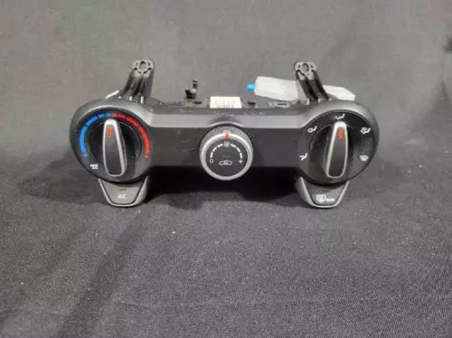 2018-2019 Kia Rio Manual Climate AC Heater Temperature Control OEM used OEM A/C climate control module