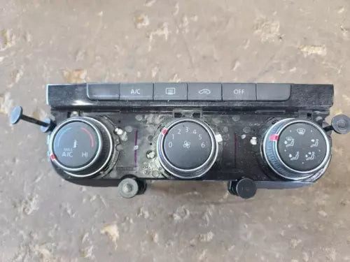 2019-2021 Volkswagen Jetta Front Manual AC Heater Control Module OEM used OEM A/C climate control module